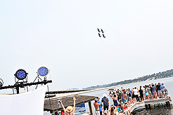 DAYLIGHT, DARK NIGHT AND BLUE SKIES WITH PAPA BUENO